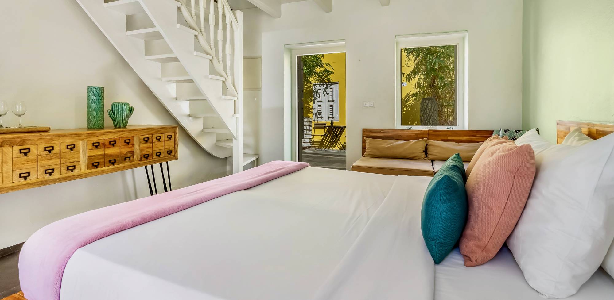 Pietermaai Boutique Hotel - Bedroom and stairs