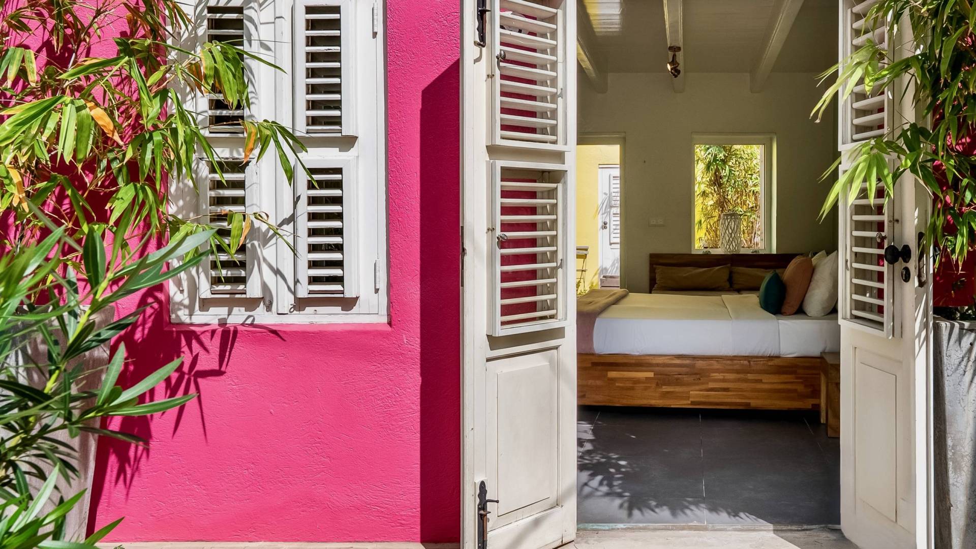 Pietermaai Boutique Hotel - Standard Room - Bedroom Close up